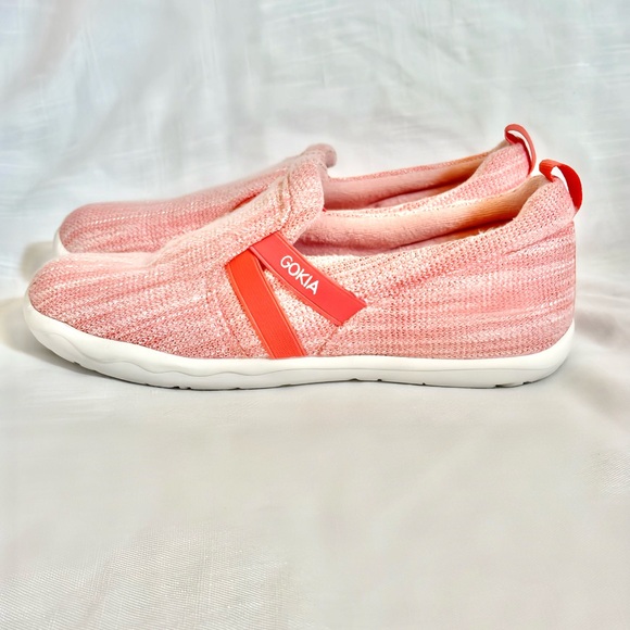 Gokia Pink Slip-On Shoes - Picture 3 of 7